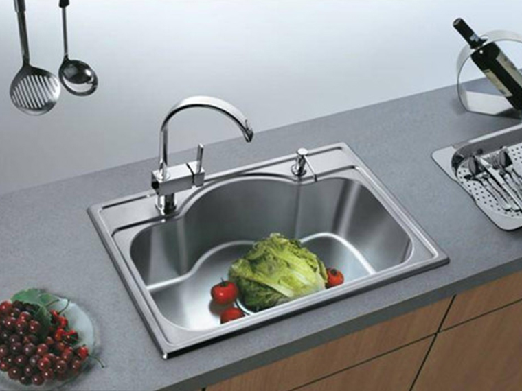 裝修時(shí)如何選擇不銹鋼水槽？趕緊get !
