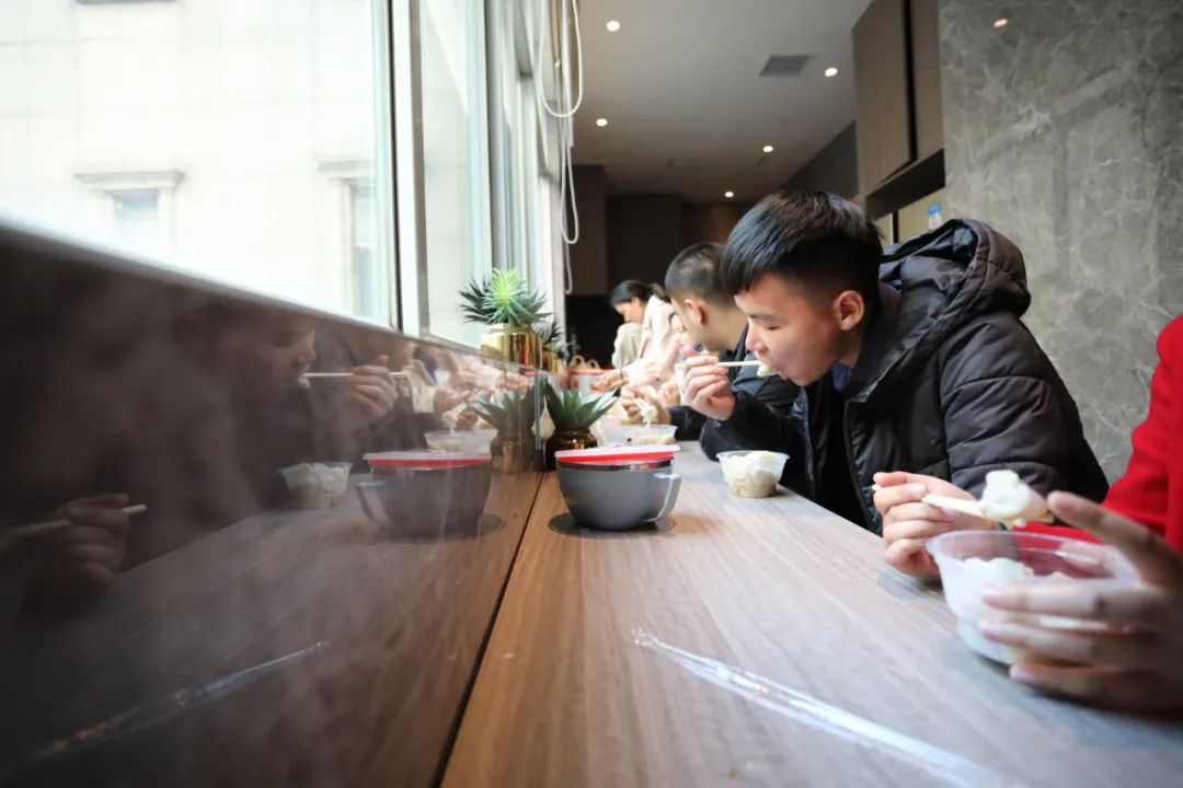 冬至丨溫暖如約而至，平安順遂！